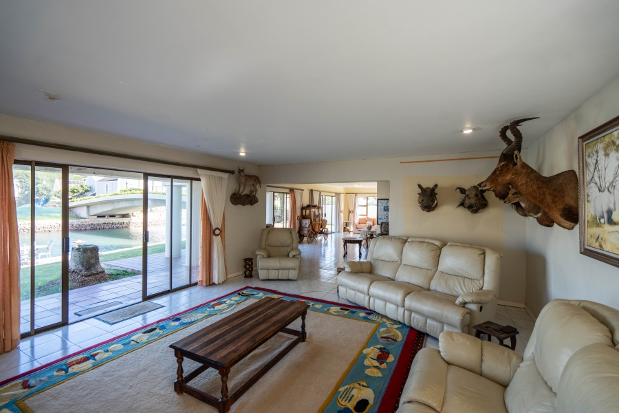 7 Bedroom Property for Sale in Royal Alfred Marina Eastern Cape